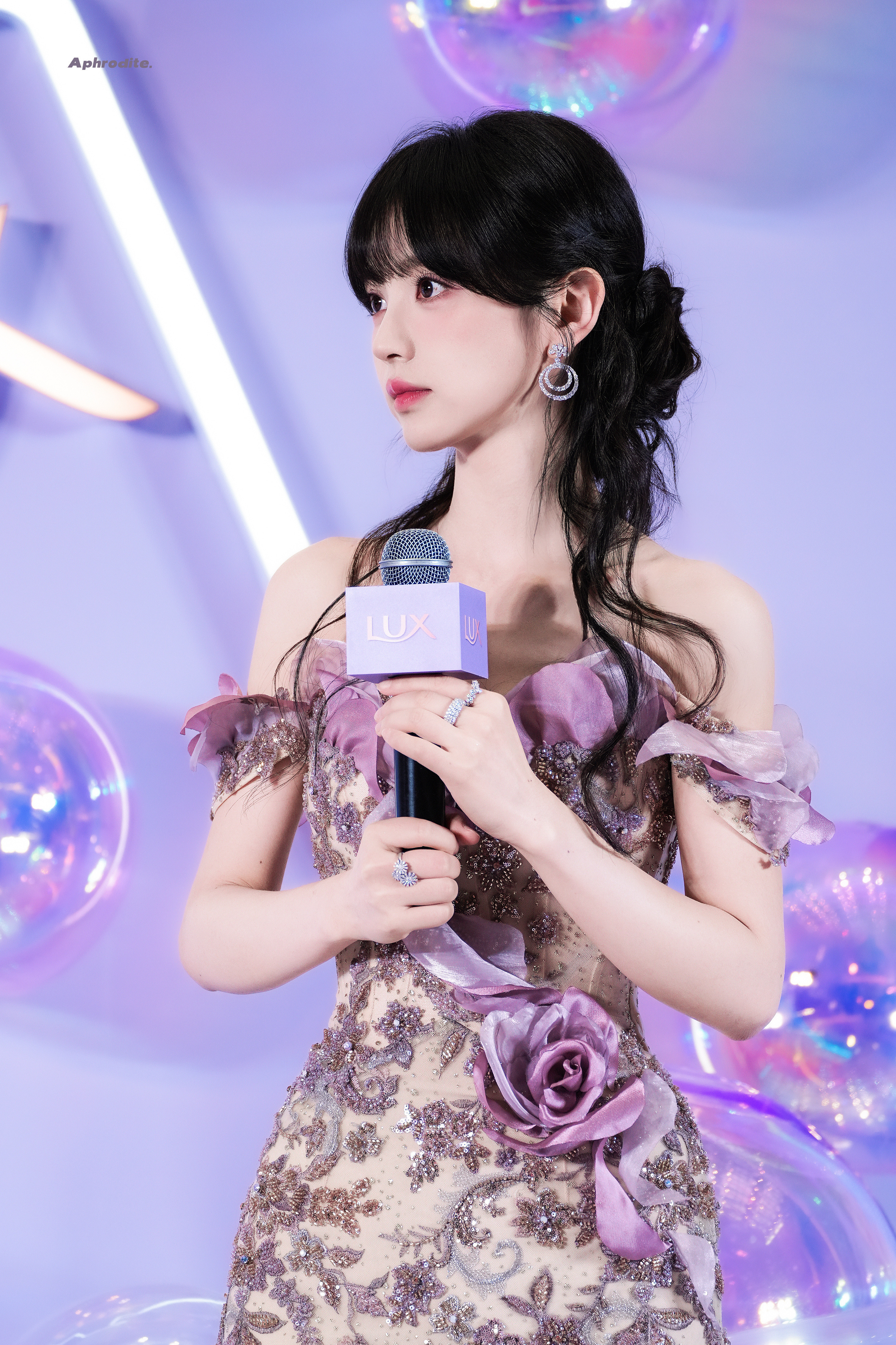 大眼萌妹田曦薇田曦薇太哇塞了田曦薇紫玫瑰鱼尾裙​​​