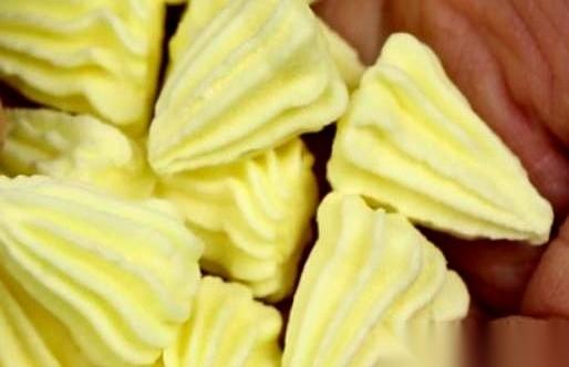 差一点，就全完了。四份从苏联来的救命种子，三份全军覆没。领导下了死命令：试验田