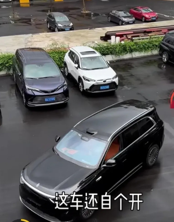 华为“过分了”！离车自动泊车又多了一台！上一次这么干的，M9这样、S9这样、