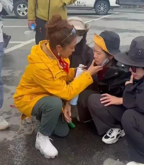 实锤了！做这件善事的是央视著名主持人朱迅。5月28日下午三点，在海拔高耸