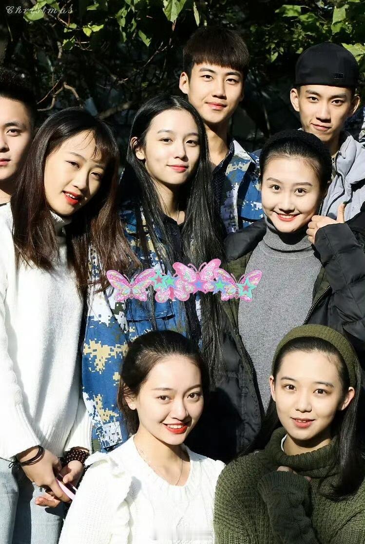 周也王子奇竟然是同学​​​