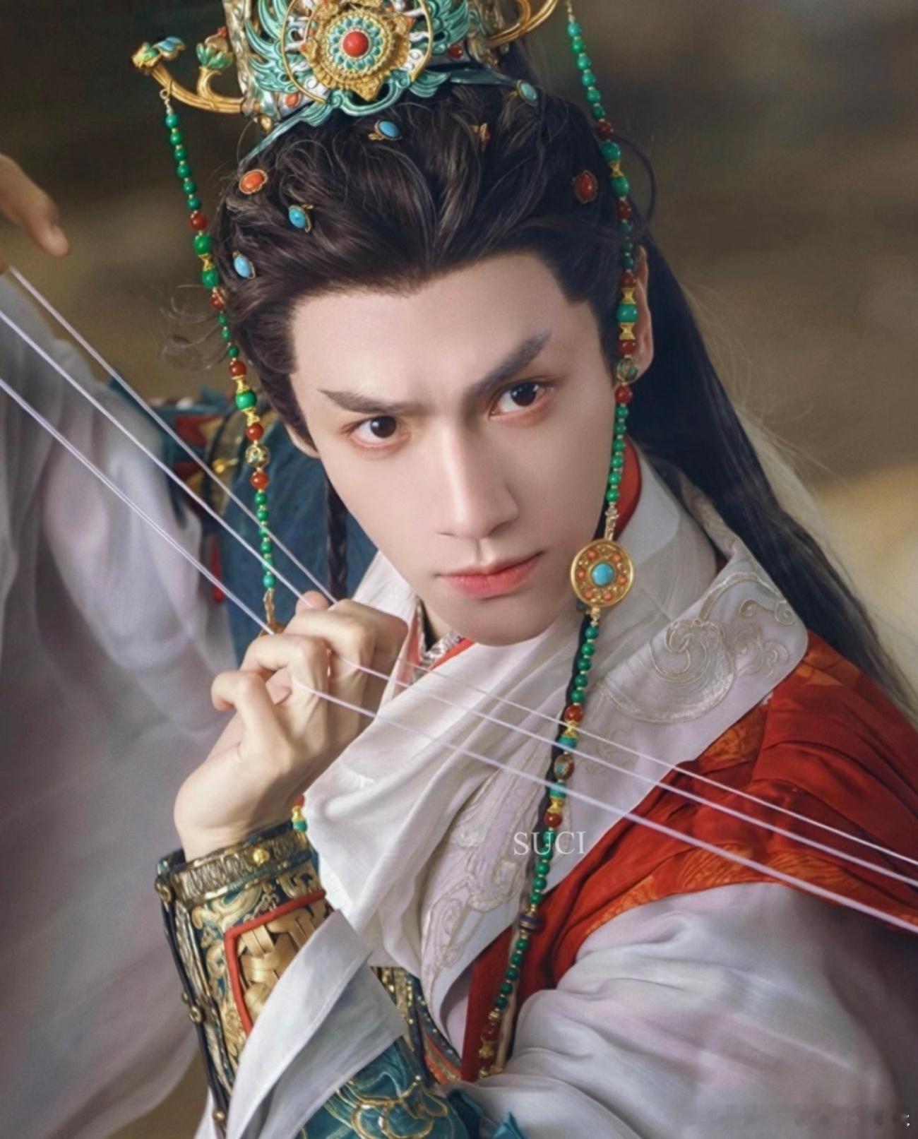 陈飞宇罗云熙同框合照陈飞宇又来了各过各的不行吗？罗云熙不是你的流量共享库平时不播