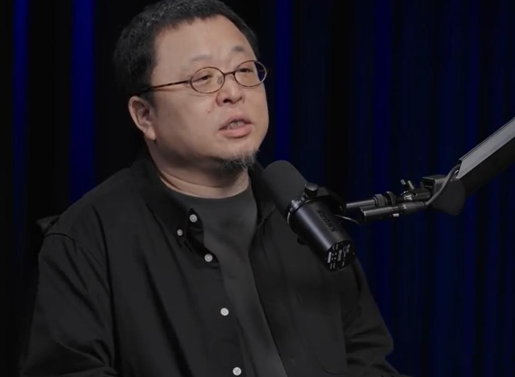 罗永浩说要修理极端女权！9月24日，罗永浩在回复网友留言时表示：等忙完这阵，会