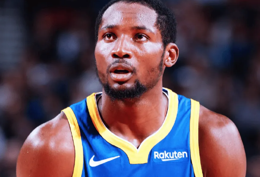 NBA常规赛,开拓者以139-119战胜勇士。本场比赛,勇士球员库明加出战24