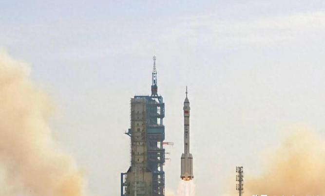 质的飞跃！中国再创壮举！首次在轨修复神舟飞船！神舟二十二号。这次任务很