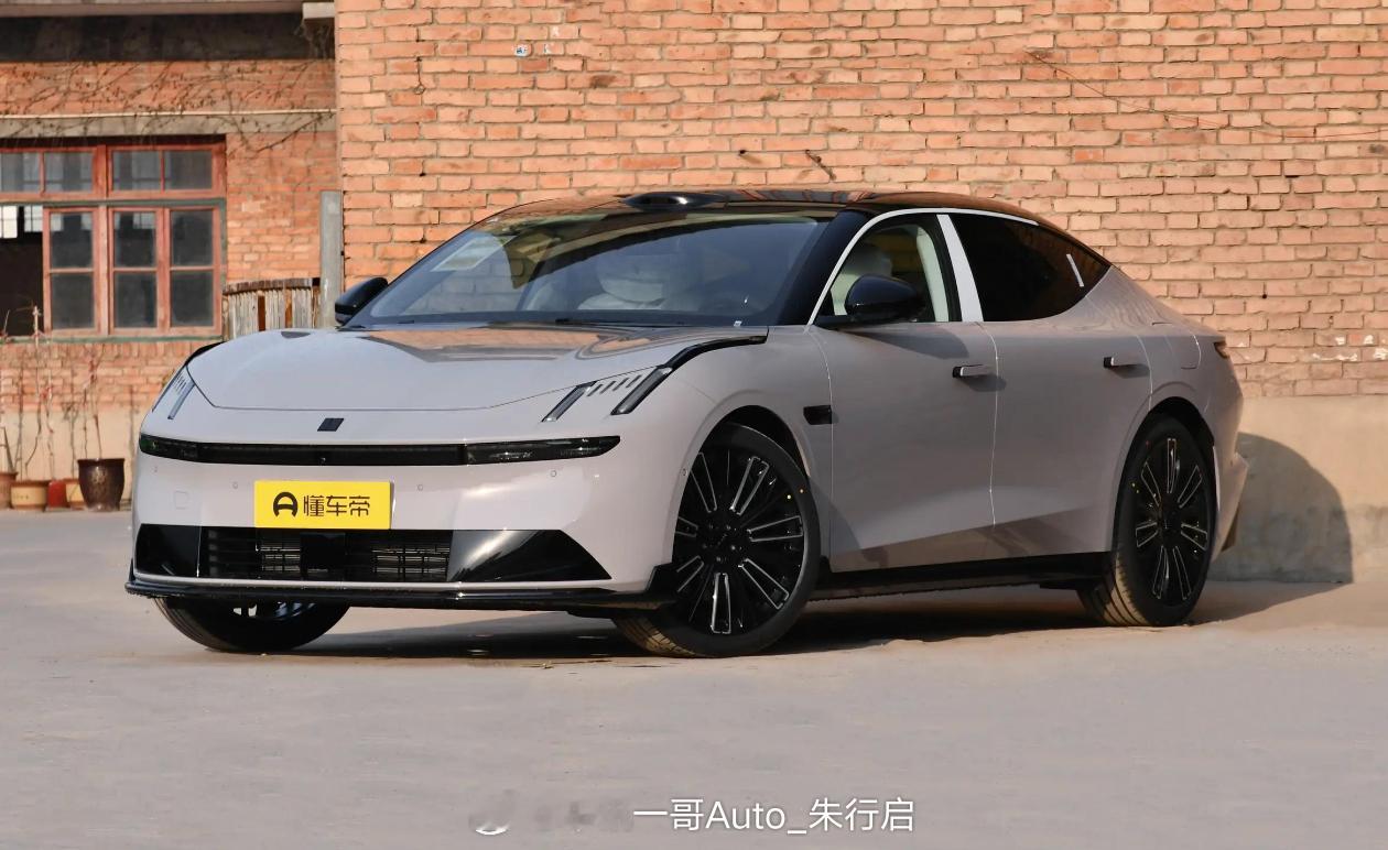 全新领克10EM-P四驱UltraH5实车图被曝光，17.58万元起售，新车