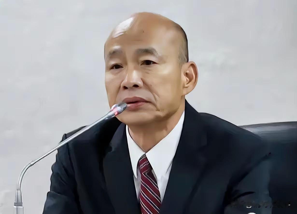 亲手捅穿基本盘！韩国瑜这场内斗，彻底暴露致命格局短板韩国瑜脸书被正蓝军灌爆