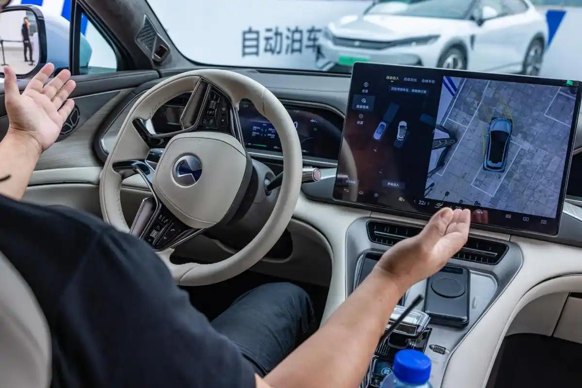 中日差距已经越拉越大！日本本田CEO在采访时无奈表示：“如果用手机做比喻，如今中