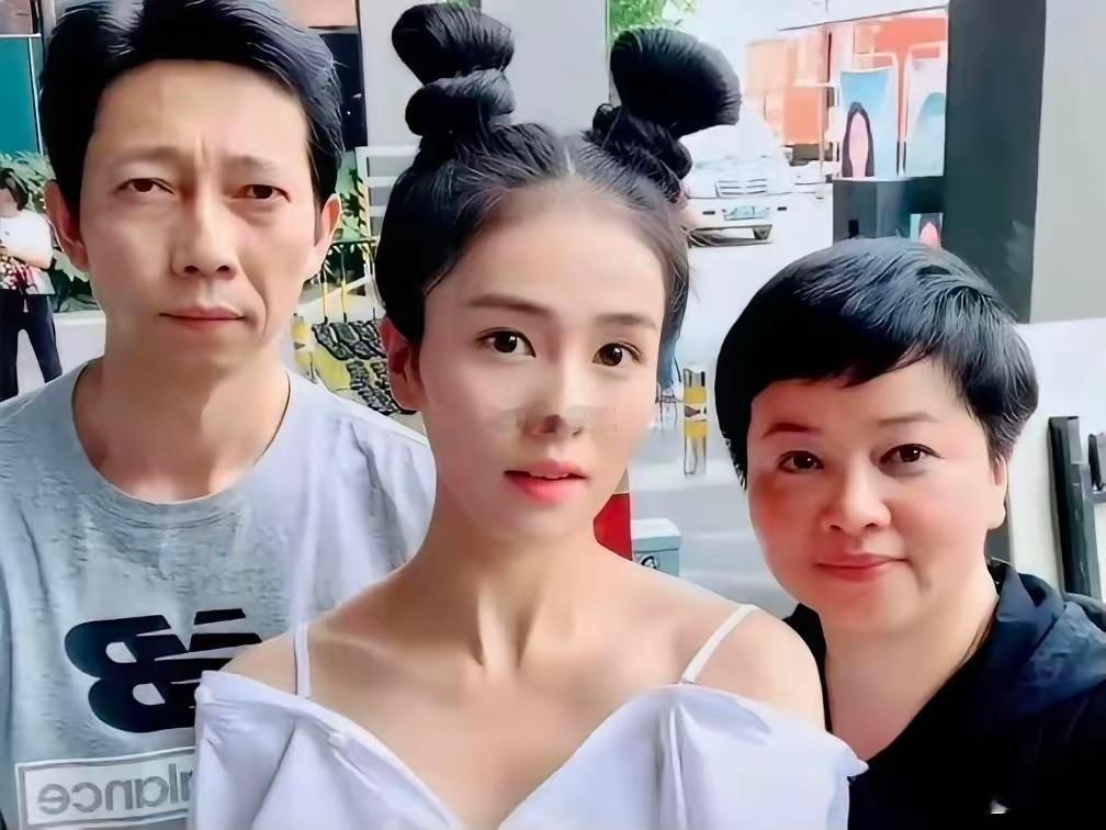 好奇查了一下白鹿的背景不查不知道，一查吓一跳