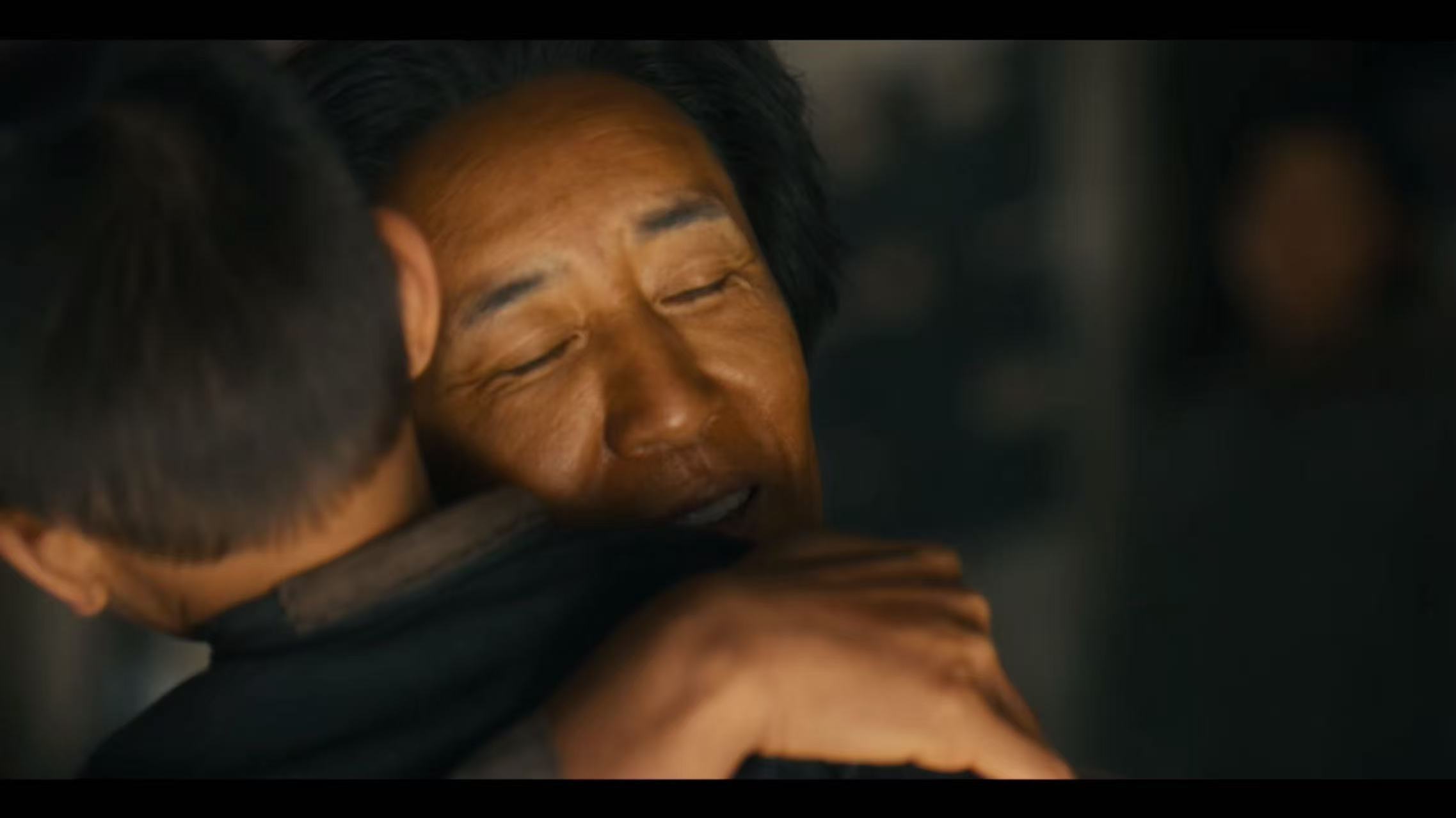 于和伟无台词眼神戏真正的演技可以突破语言。于和伟《伟大的长征》无台词眼神戏，寥