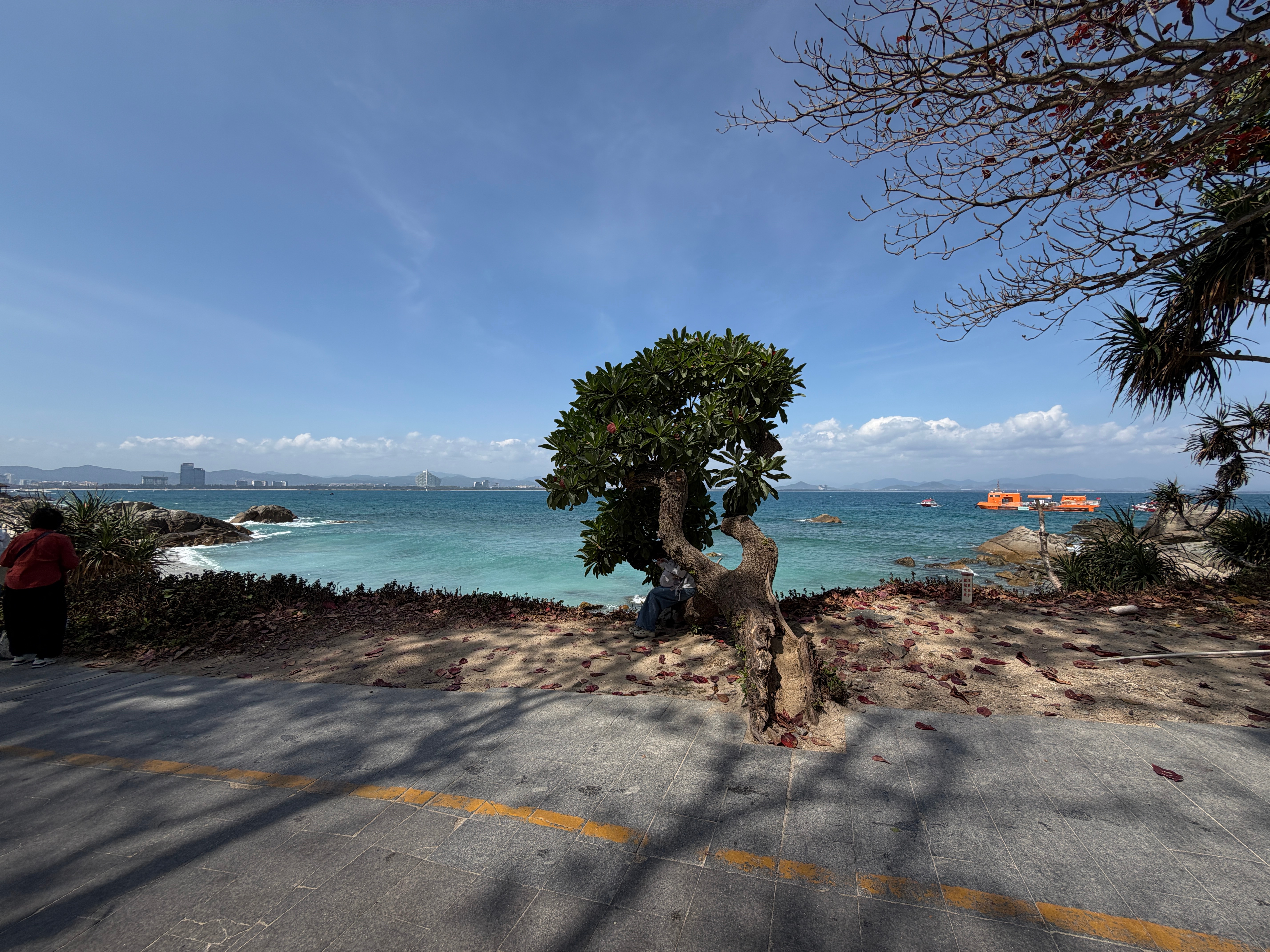 在北海给5个侄女各买了一条项链。其中四个一起的，收到后没有一个有表示，一个礼拜后