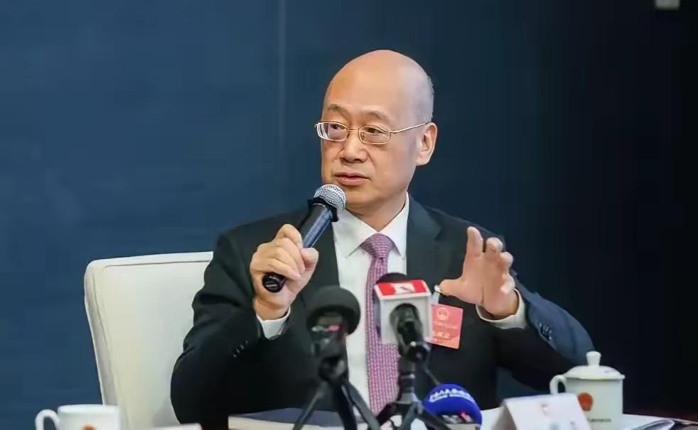 贪婪必须止步！上海两会发出最强音：网约车平台抽成必须腰斩，牢牢钉在10%生死线