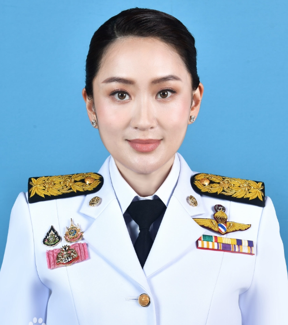 泰国王室，是一个不可忽视甚至令人忌惮的存在。多年来，他信家族与王室之间的政治博弈