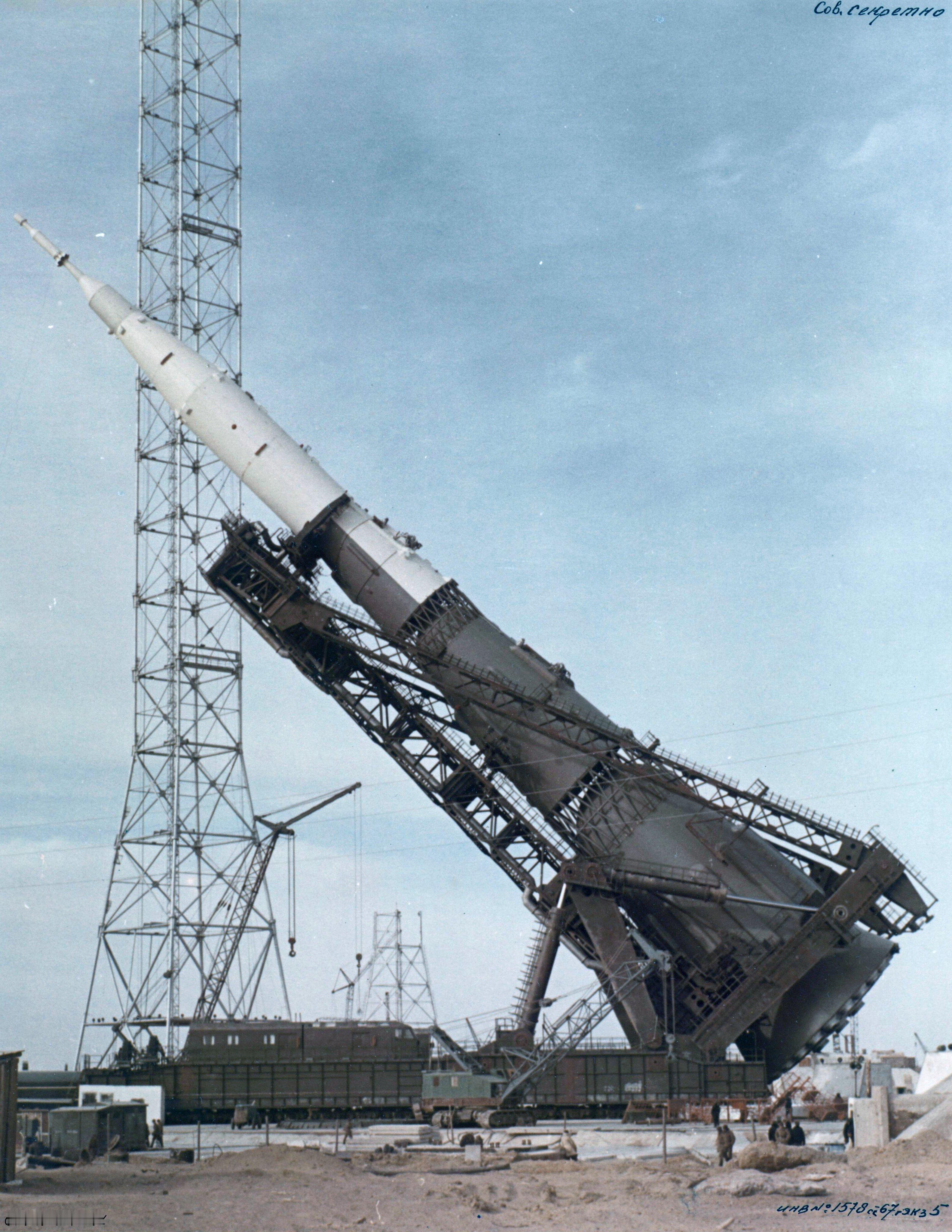 galopujacy_jez修复的N1火箭彩色高清大图