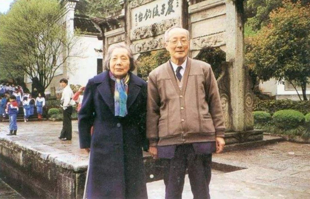 由中国关税战反击利器想到徐光宪院士夫妇 5月1日美国诺斯罗普.格鲁曼公司，因