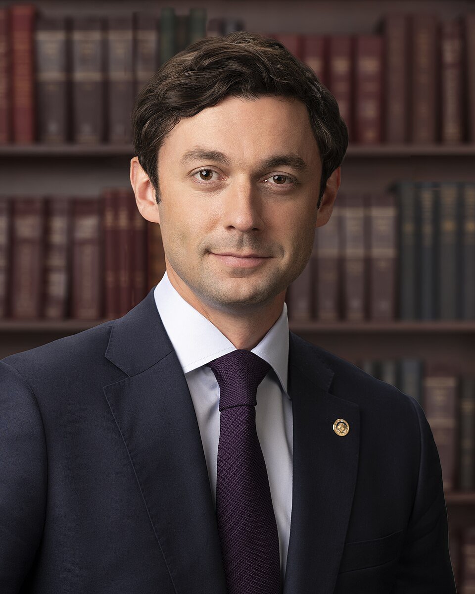 【谁将竞选美国总统？】关于2028年大选民主党候选人美国民主党人已经开始积极盘