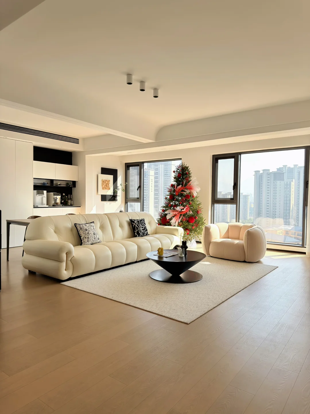 穷装就复制我家吧！15w，140平尽力了....