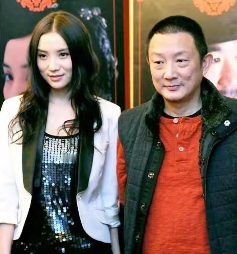 2007年，50岁的导演张黎爱上了27岁的宋佳，当时的张黎已经结了5次婚