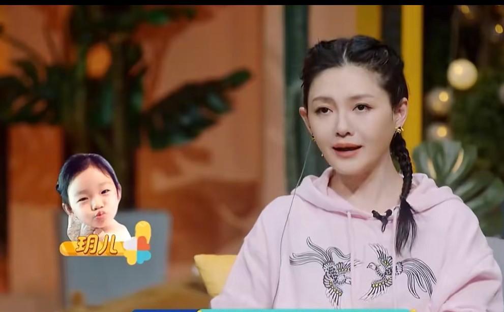 大S曾表示不会把孩子单独留在家中。因为玥儿和箖儿相差两岁，玥儿五岁时，箖儿才三