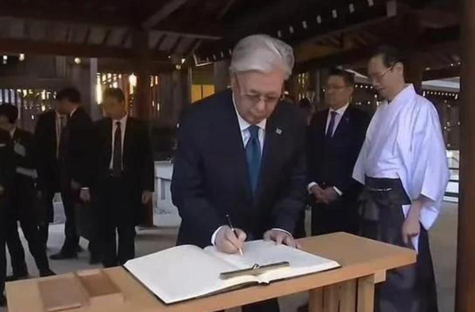 大家不必担心中亚五国的立场，托卡耶夫心里很清楚，为了和日本的合作去得罪中国，得不