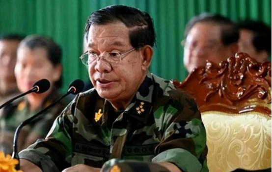 泰国正考虑对柬埔寨放大招，这一招比直接武力攻击可能对柬埔寨的伤害更大！12月15