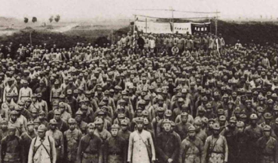 秦基伟被马家军俘虏后隐瞒身份，叛徒却大喊：他是团长，凶得很“1937年二月初七