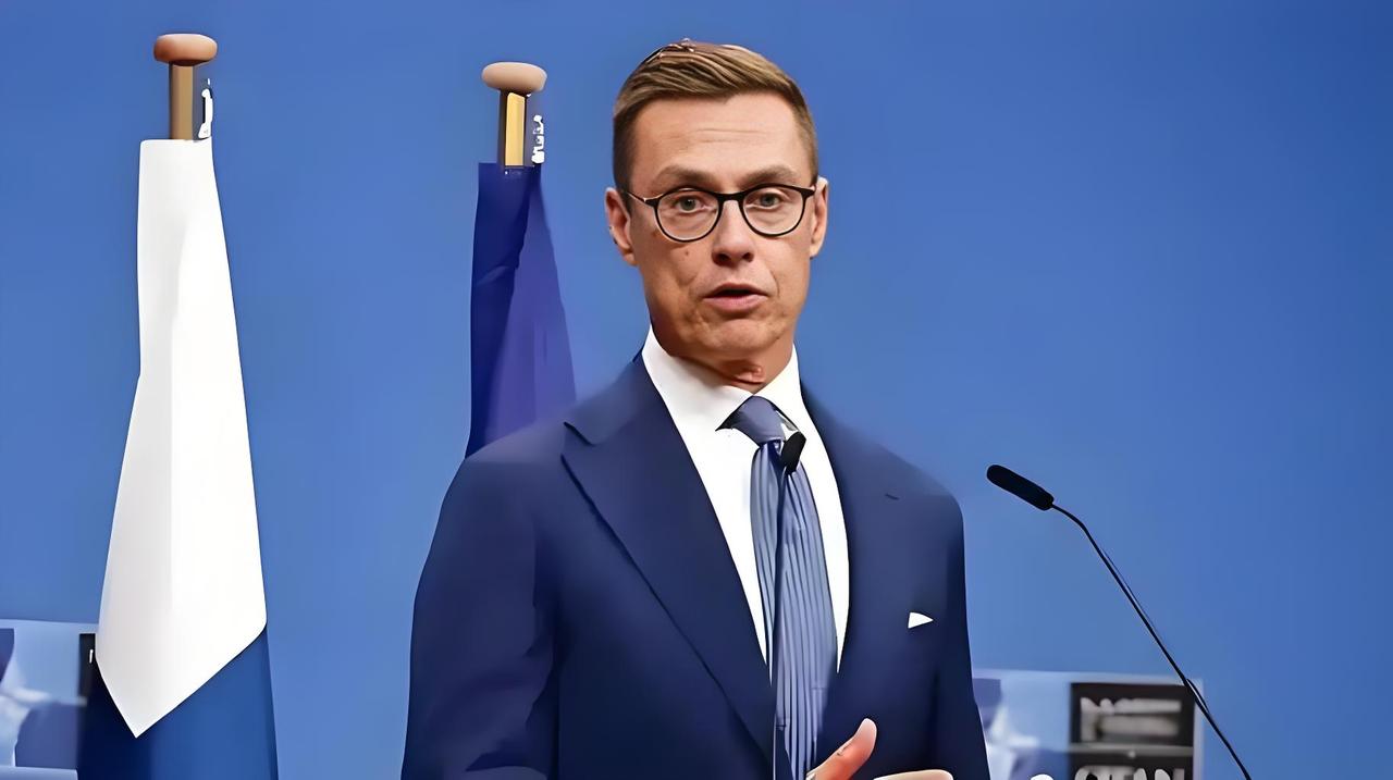 芬兰总统是位明白人。俄罗斯卫星通讯社11月18日报道，芬兰总统斯图布认为，欧