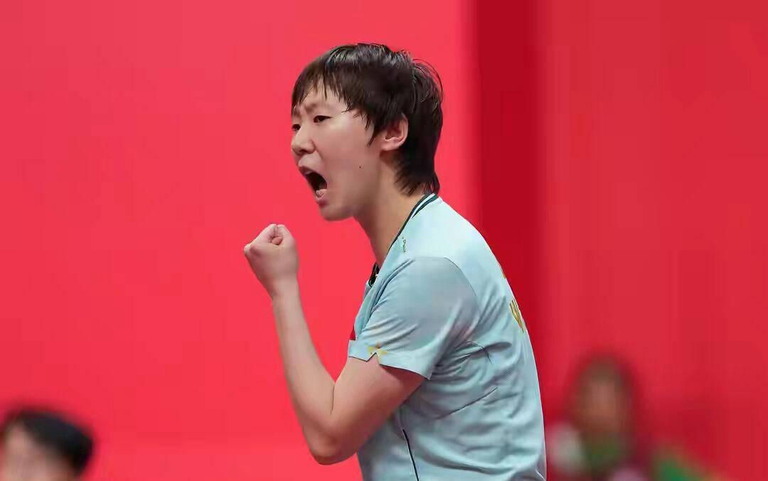 🇨🇳4-3，绝杀日本佐藤瞳🇯🇵，🇨🇳削球手朱思冰强势晋级女子单打四强