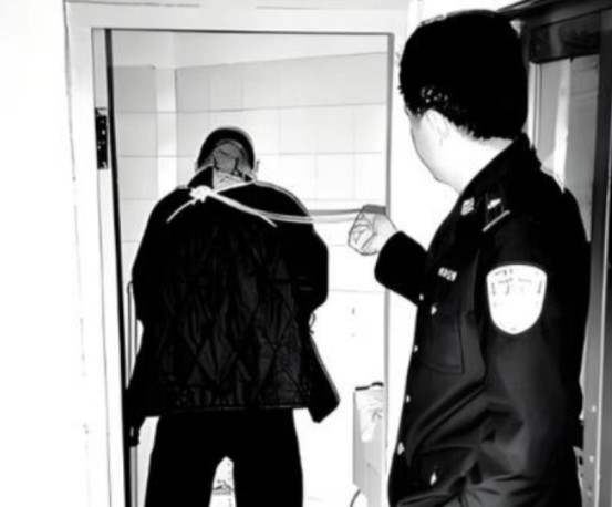 死刑犯在执行死刑前，可以谎称肚子痛想排便，借此强行拖延行刑时间吗？死刑犯在执行