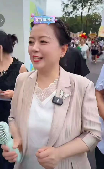 好消息呀，前脚三石造谣许妈姚爸卖假牛肉被罚18万，这不后脚别人许妈姚爸就开开心心