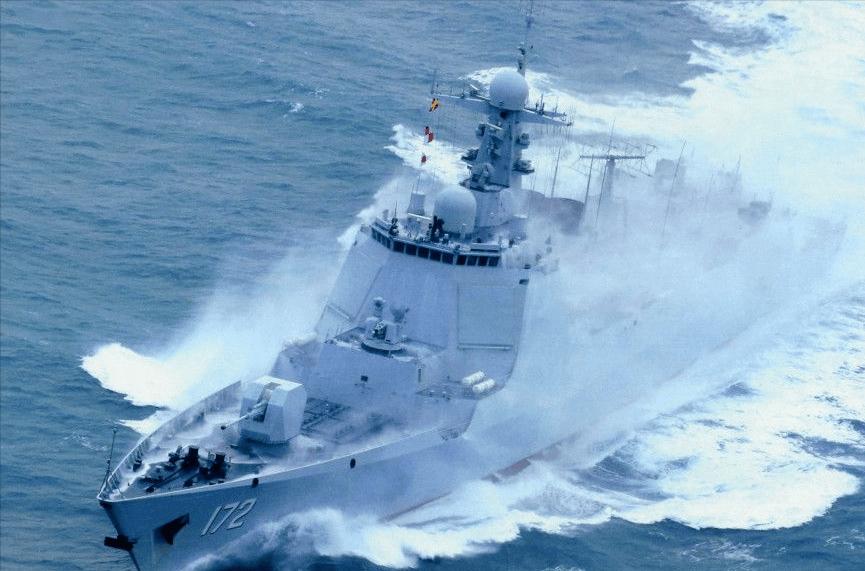 19天了，该收网了！既然单纯的军事亮剑吓不倒这个疯婆子，那我们就换一种打法。东方