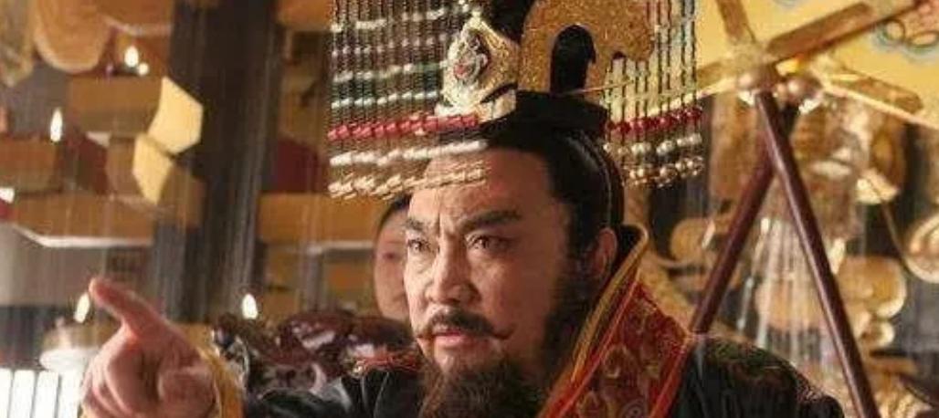 589年，隋文帝杨坚亲派50万大军，一举灭掉了陈朝，望着已杀红眼的将士，隋文帝大