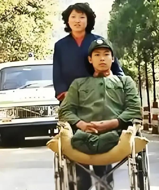 1986年深秋，河北康保县的一个偏远村庄。农忙过后的空气里带着一丝枯草的苦味，2