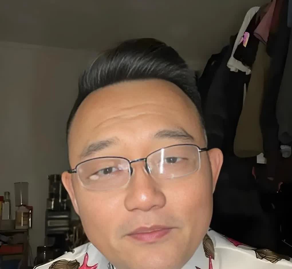 惊！郑好点赞孙佳良抨击郭德纲的作品，是反水还是手滑？今日，郑好意外点赞孙佳良