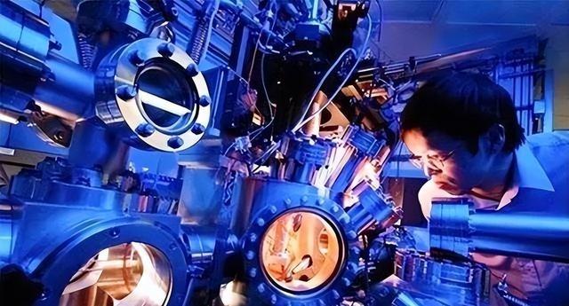 超级工程，我国一旦全面完成，中国军队将处于世界顶峰神光II1994年启动建