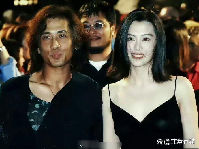 王祖贤这张照片直接封神，堪比年轻时的林青霞