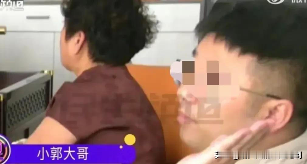 人心隔肚皮！河南平顶山，一男子的父母先后离世，20岁的他扛起重担，靠着打工供弟弟