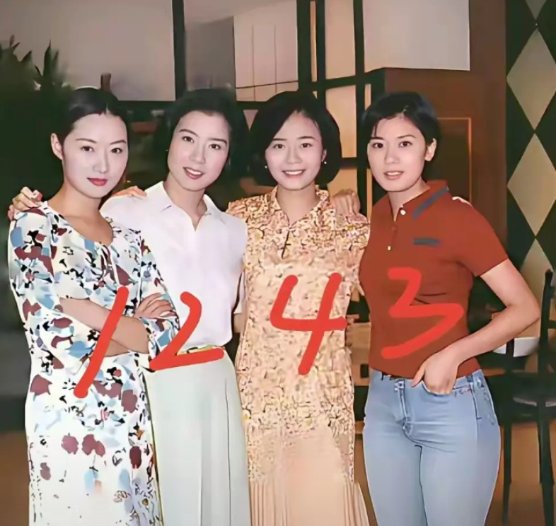 老照片，你觉得哪位最适合你的审美？！