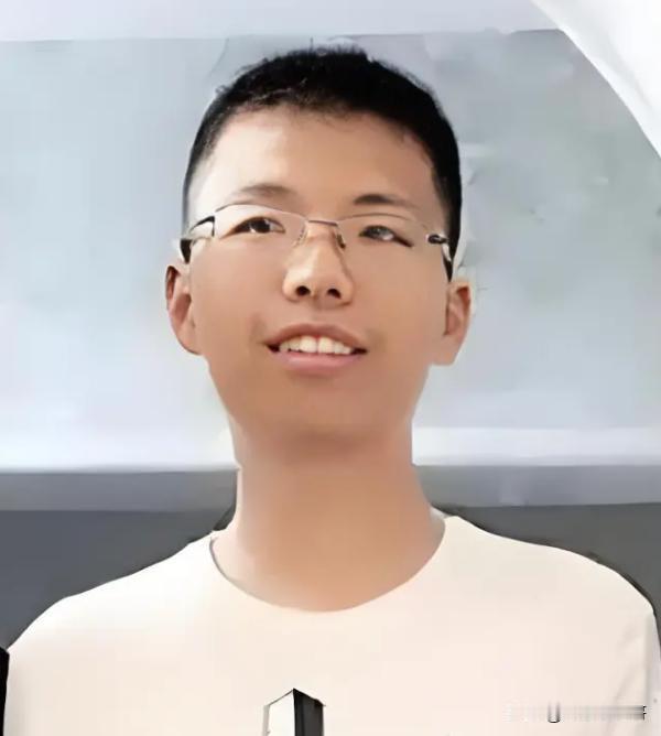 常书杰，超级学霸，湖北省理科状元，高考数学满分，进入北大后高等数学只考35分