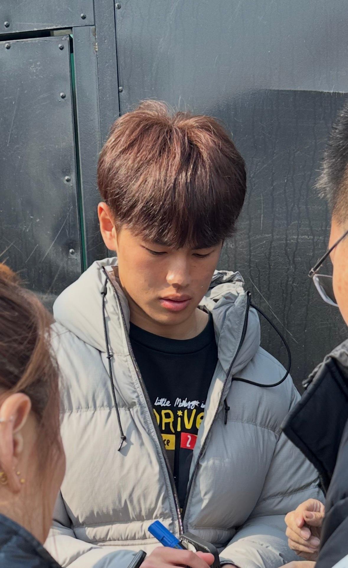 北京国安北京国安相信大家和我一样都没有猜到邓捷夫能成为中超首轮跑动王，但全队的