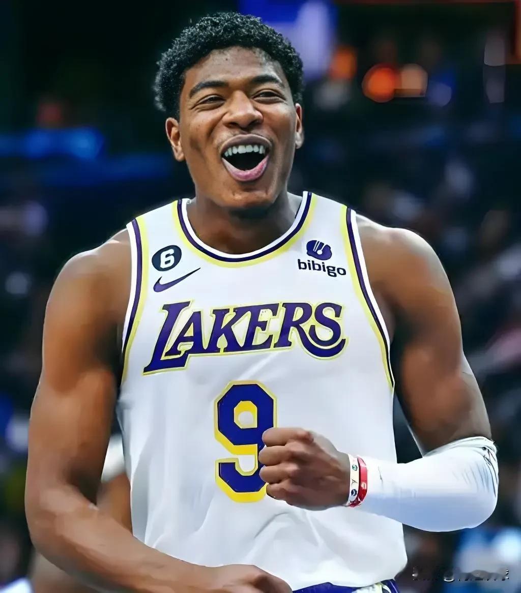 6月26日一早，NBA湖人队传来两大最新消息！一：湖人与热火就交易威金斯进行