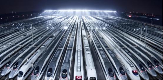 没有对比就没有差距。印度高铁里程：50.3公里。英国高铁里程：395公里。