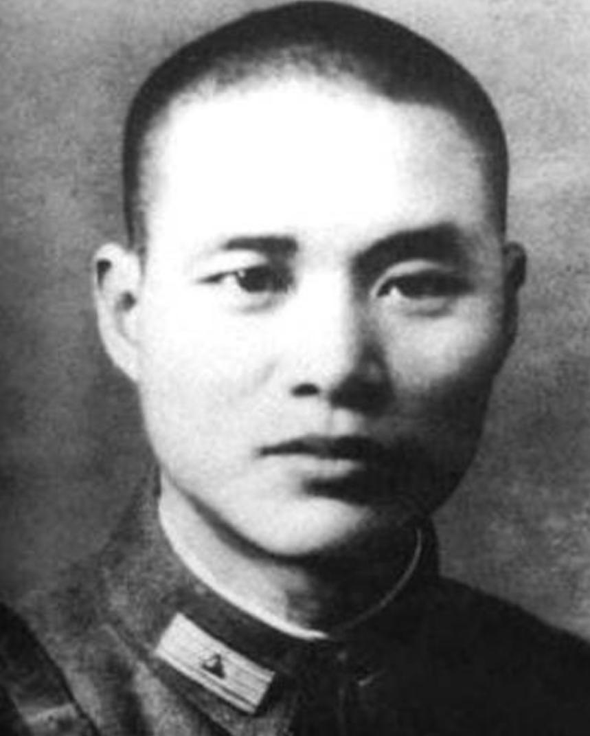 1949年9月，毛人凤来到昆明，对沈醉说：“老沈，你为何把家人送去了香港，而不去