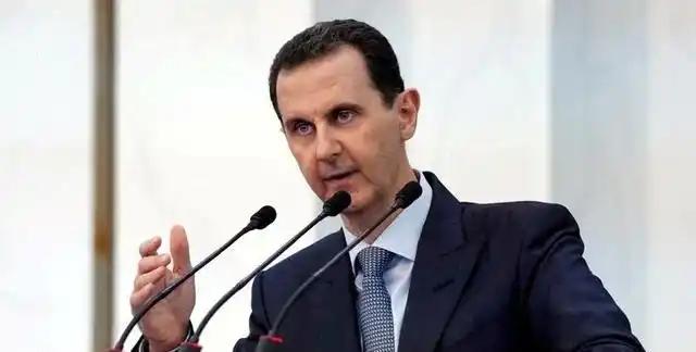 从“屠夫”到阶下囚，阿萨德表弟的末日审判。当“刀”落在自己身上时，前叙利亚总统阿