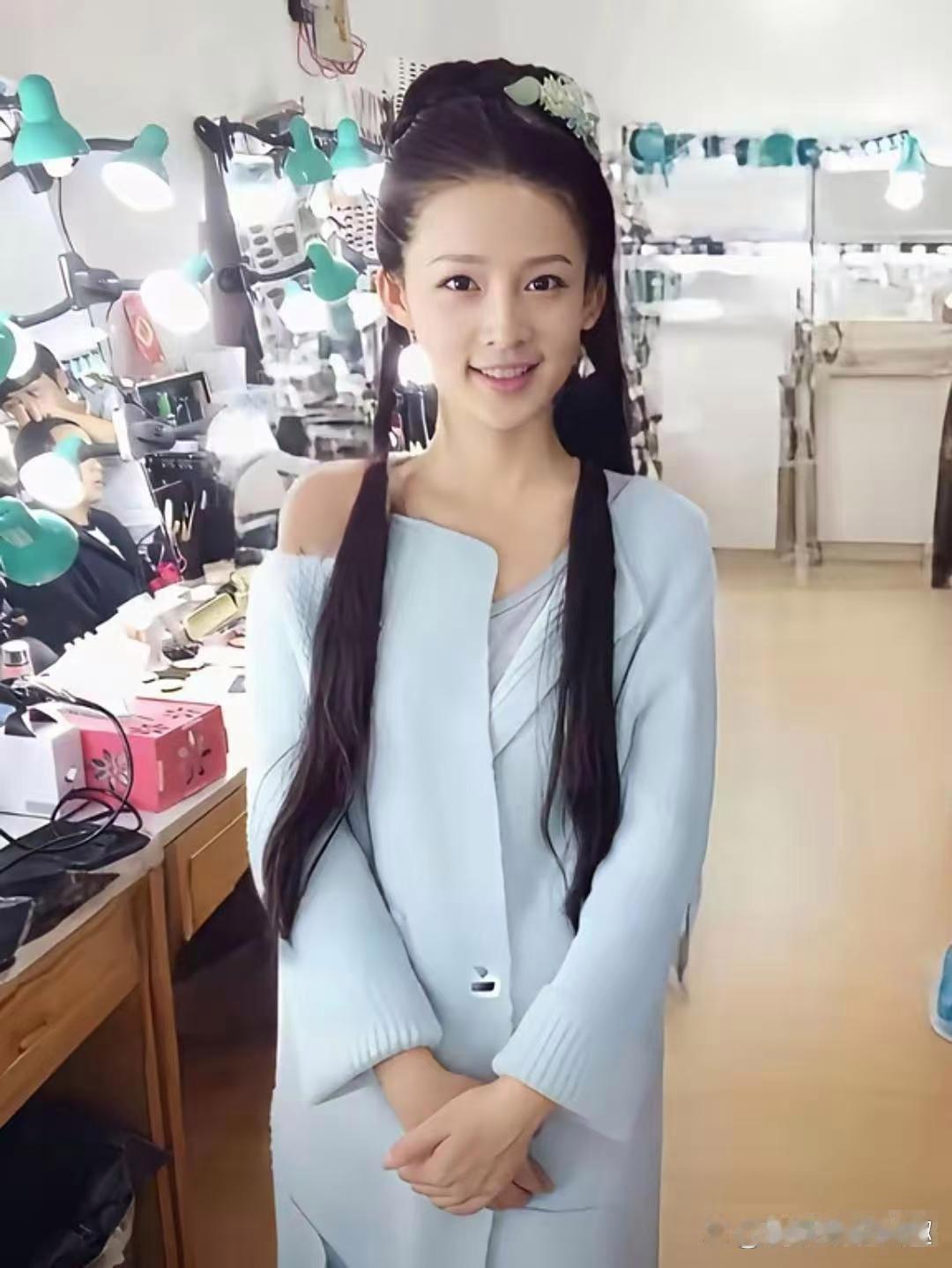 李沁，从小美到大