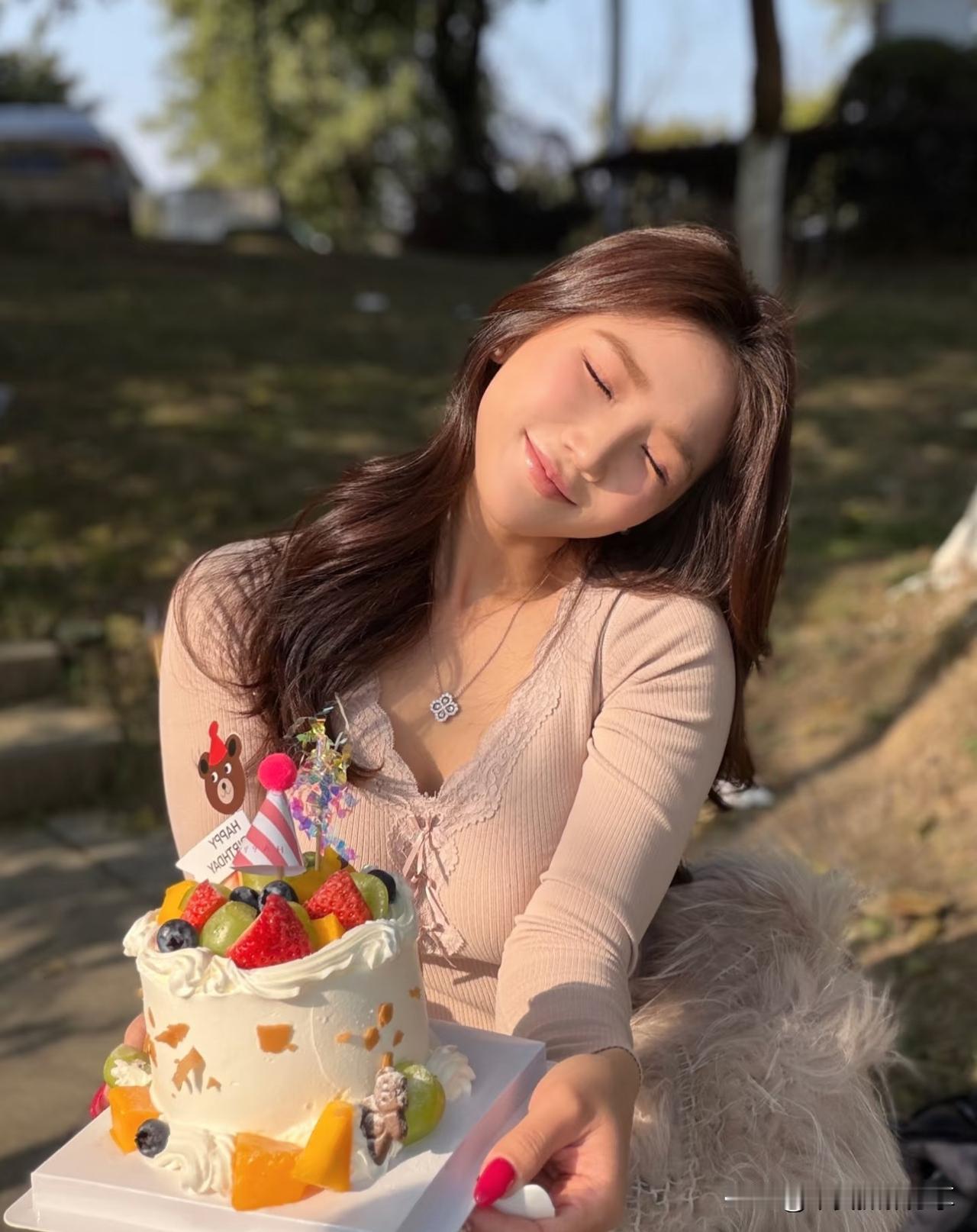 哪个城市街拍美女最多晒出生活的美丽瞬间男人和女人出来玩，到底谁吃亏你自己认