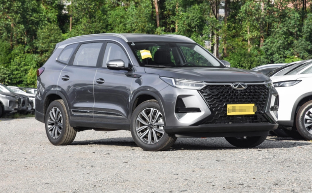 瑞虎8plus和8pro怎么选？对比两台车的1.6t豪华版发动机一样，车身