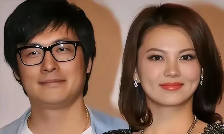 那个被李湘捧在手心里、辛苦怀胎十月、愿意放下事业甘愿陪伴女儿的王诗龄，竟然被