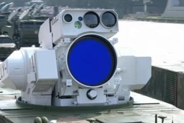 美国怕的可能不是中国导弹，也不是航母，而是中国的舰载激光武器，因为导弹和航母美国