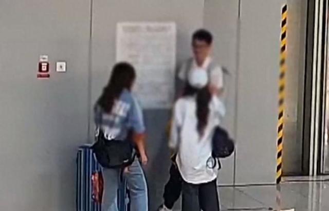 一支笔1980元, 北京警方跨4地抓捕, 端掉火车站“卖笔”团伙